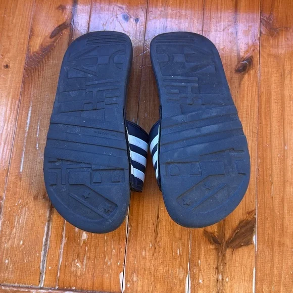 Adidas Black and White Comfort Slides - Picture 3 of 3